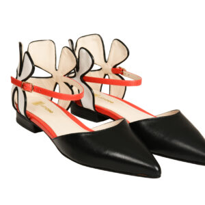 Umzee Black Leather Flowery Flats