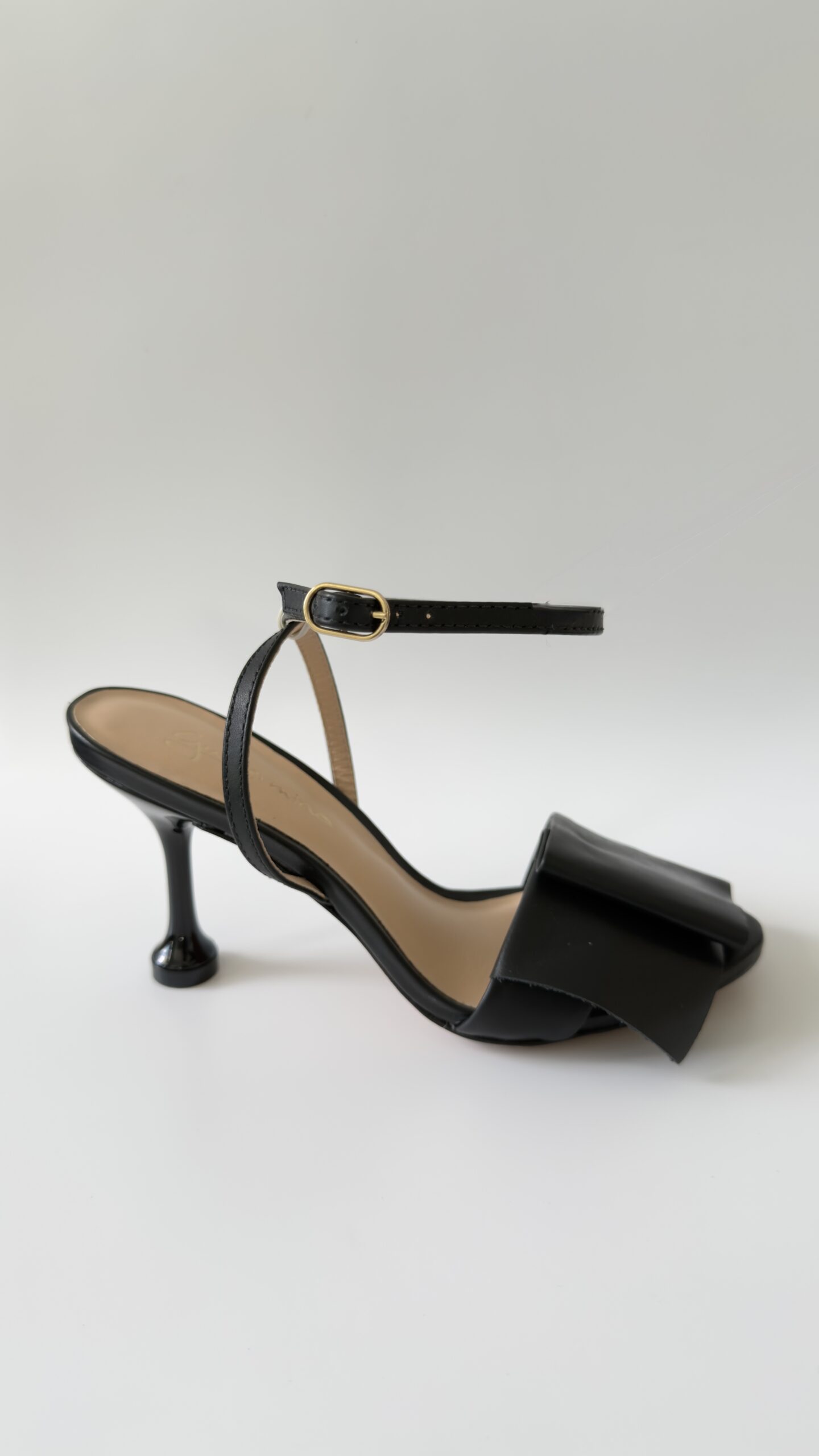 Noir Intemporel Sandals Heels (BL)